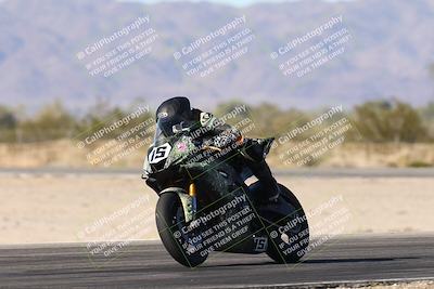 media/Dec-06-2025-CVMA (Sat) [[4a896cc04c]]/Race 4-Formula Middleweight/